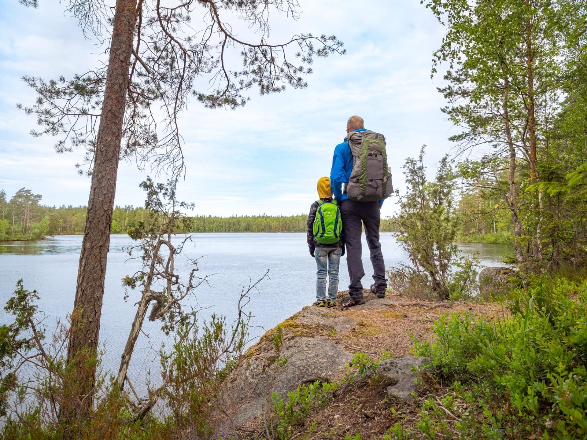 Hiking with a child in Nuuksio National Park