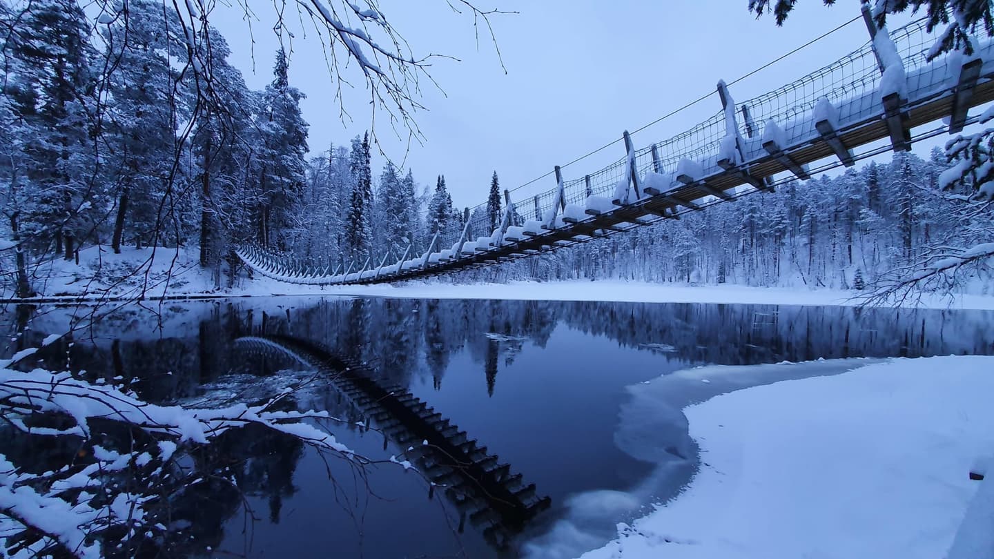 林祐介　KARHU & Picturesque Winter Landscape Pieni Karhunkierros -lumikenkäily - Luontoon