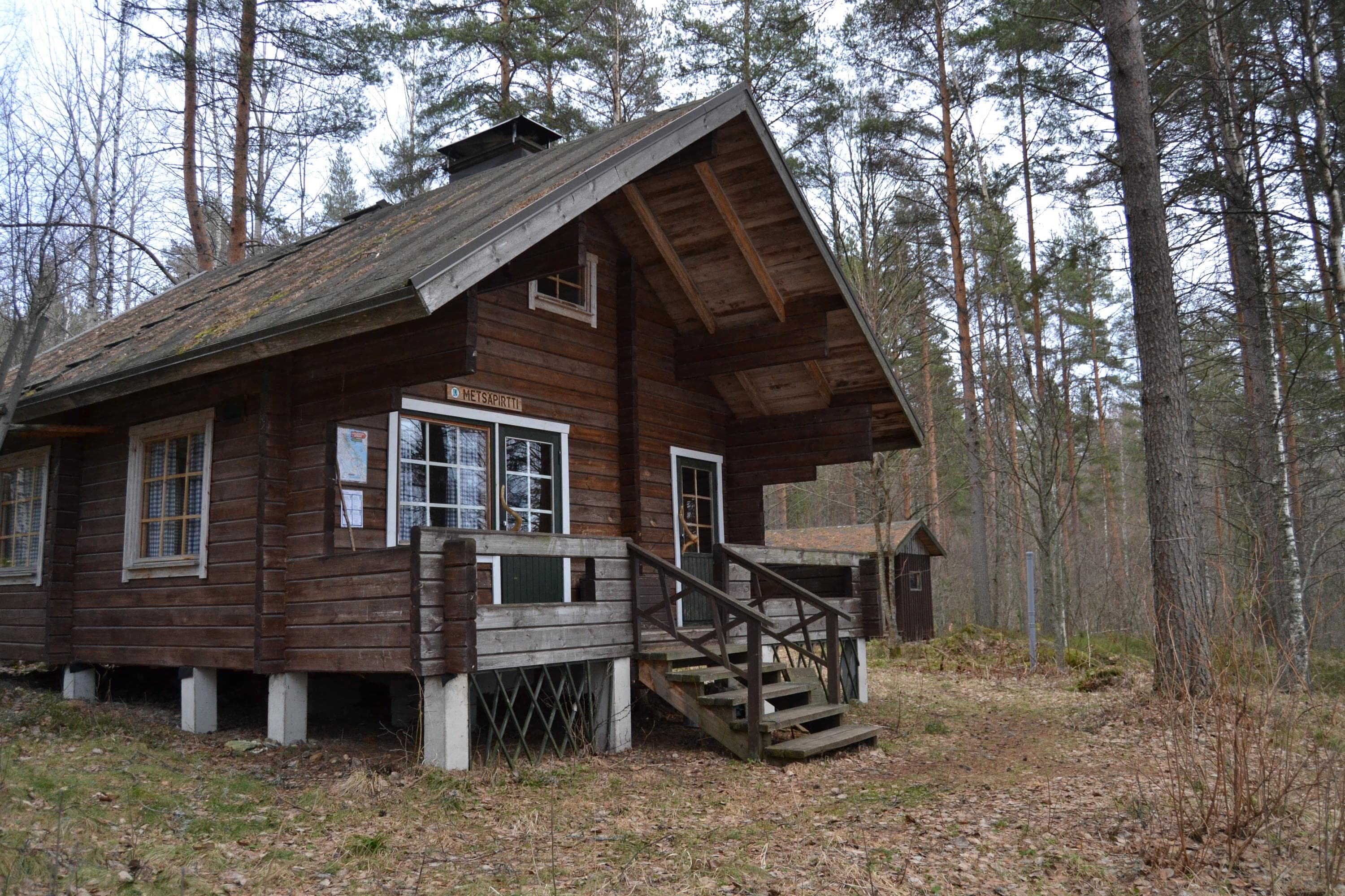 Brown hut.